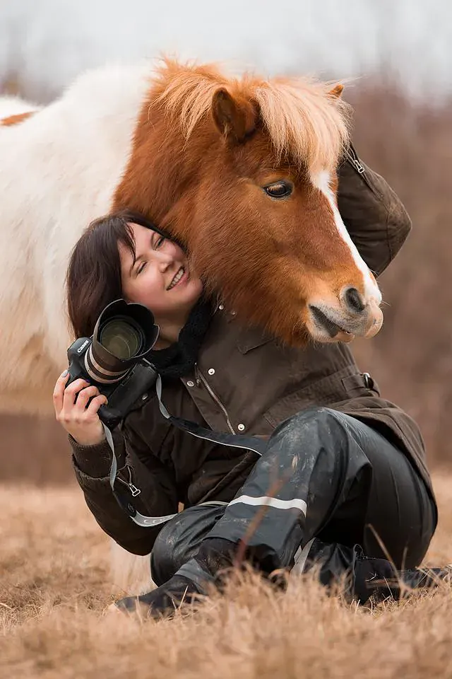 Jennifer Raßmann-Wagner bei der Pferdefotografie
